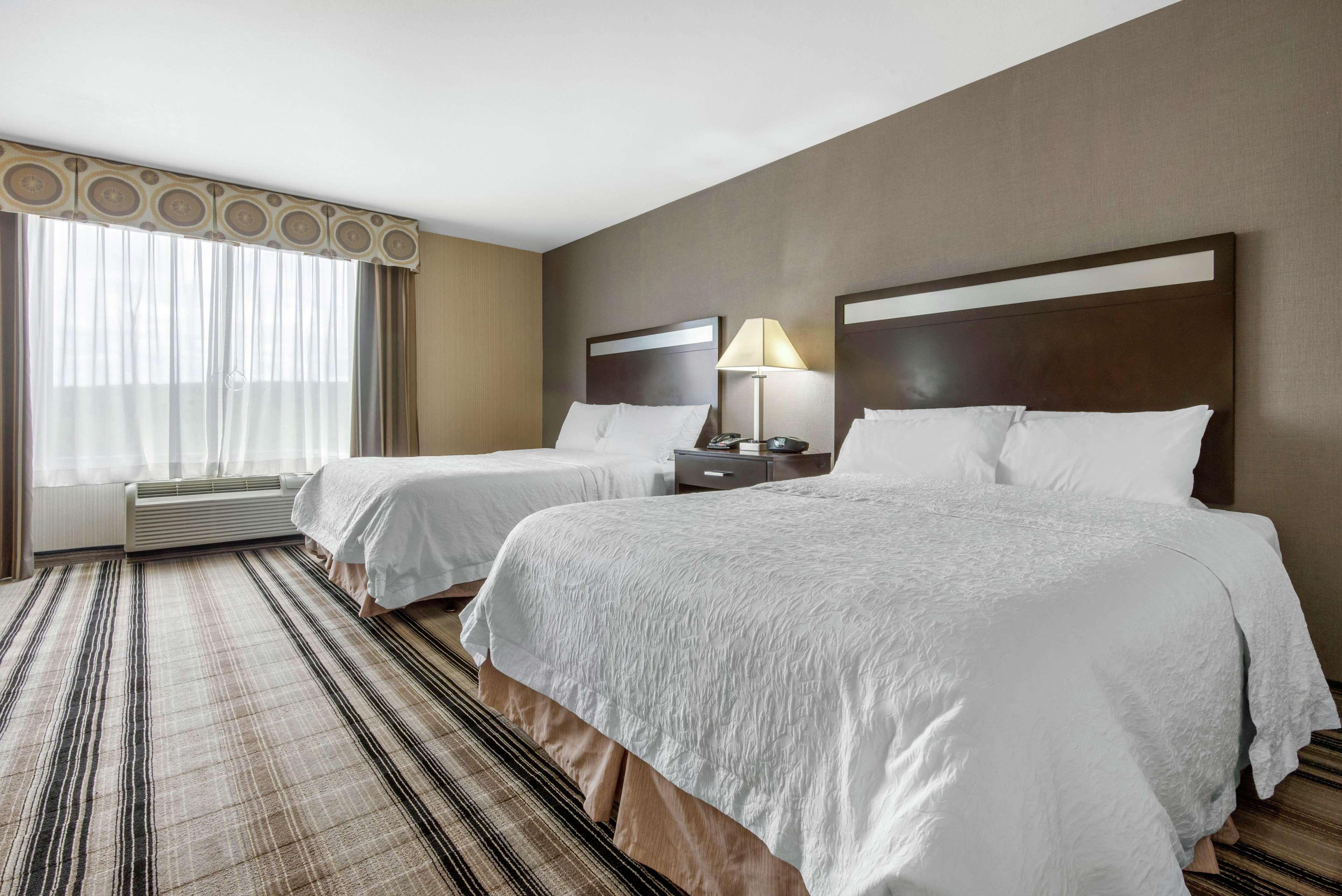 Hampton Inn Meadville Exterior photo