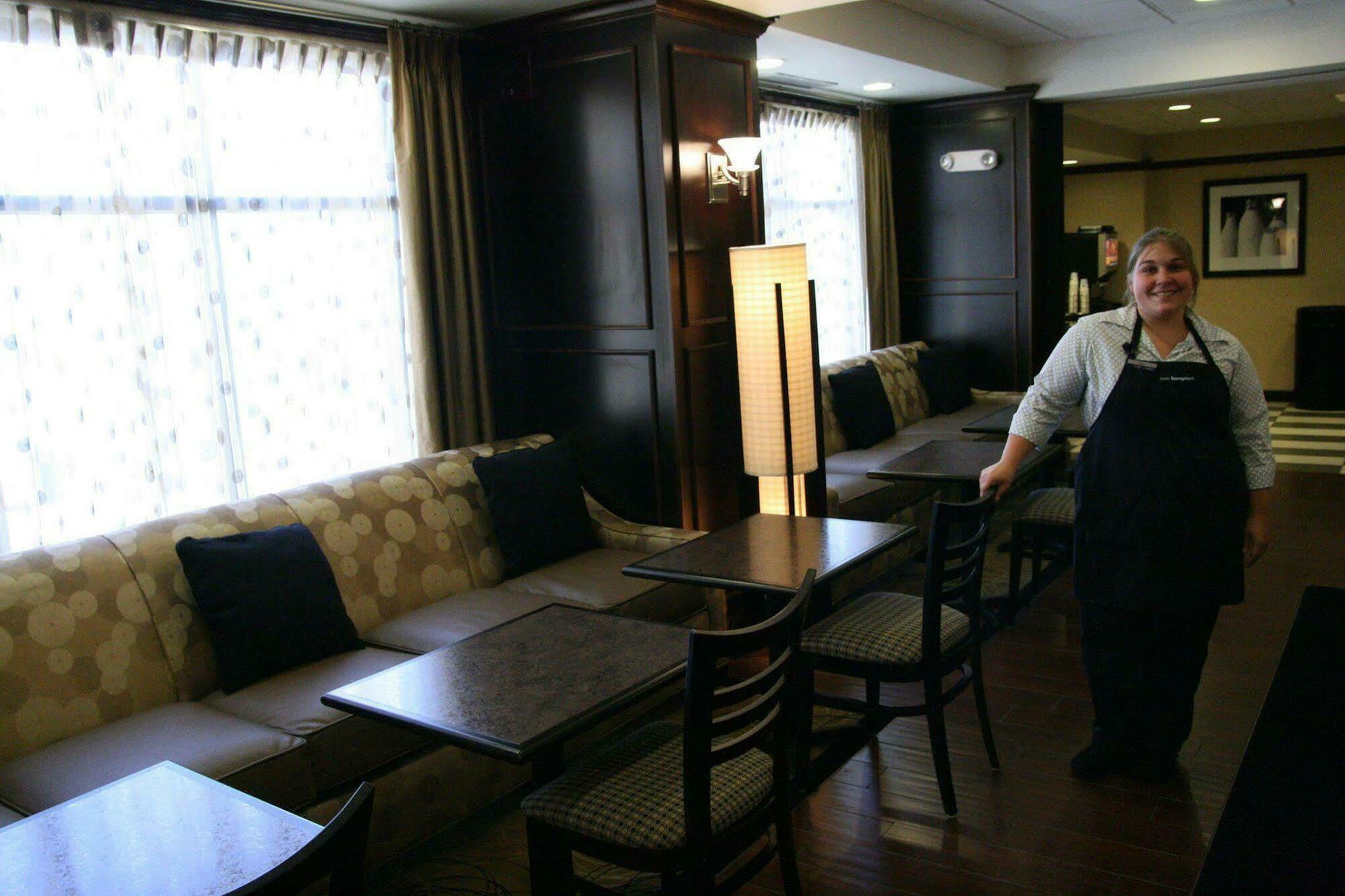 Hampton Inn Meadville Restaurant photo